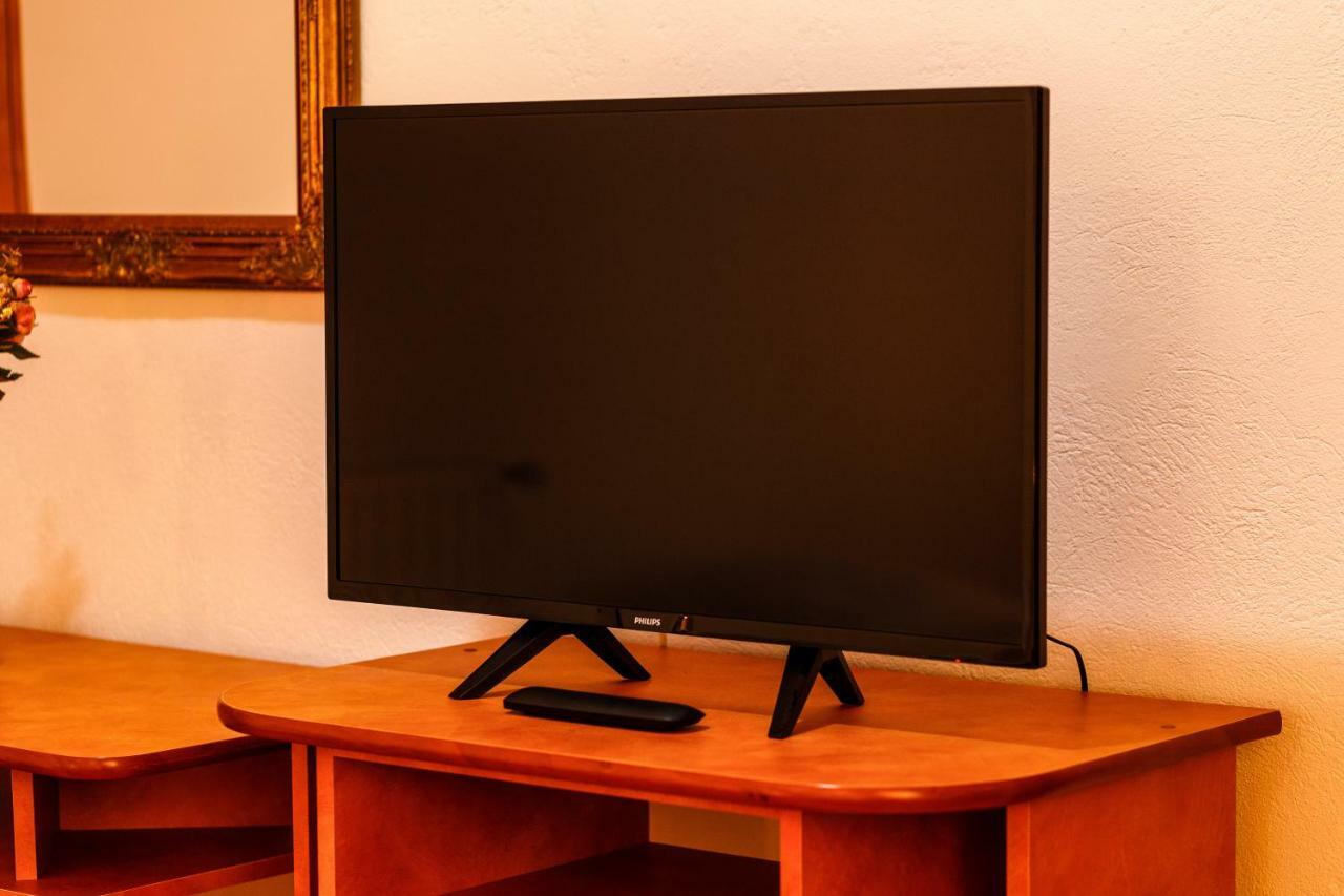 ソバタ Pensiunea Eva Bed & Breakfast エクステリア 写真